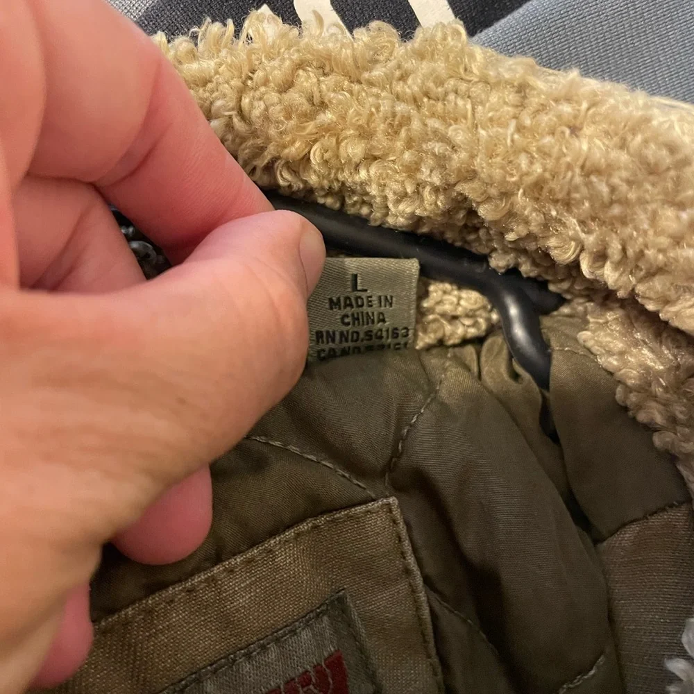 Levi's Tan/ Khaki Cotton quilted Military Field Trucker Jacket‎ men’s large
